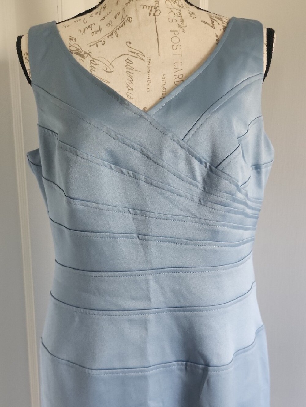 Classic Light Blue Midi Dress with Cropped Jacket - Picture 4 of 9